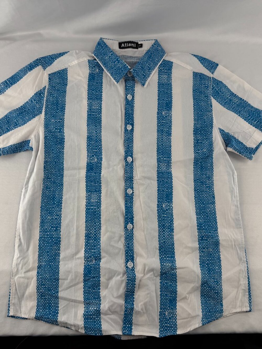 Atlani Mens Short Sleeve Button Down Shirt Blue White Striped Size Small